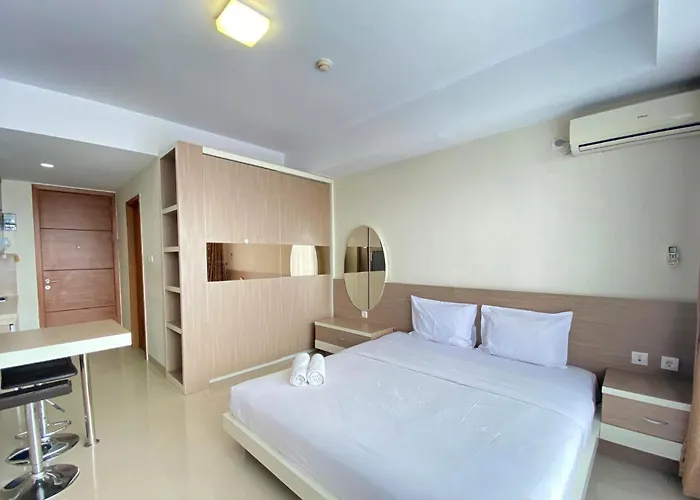 Pleasant Studio At Beverly Dago Apartment Near Itb By Travelio