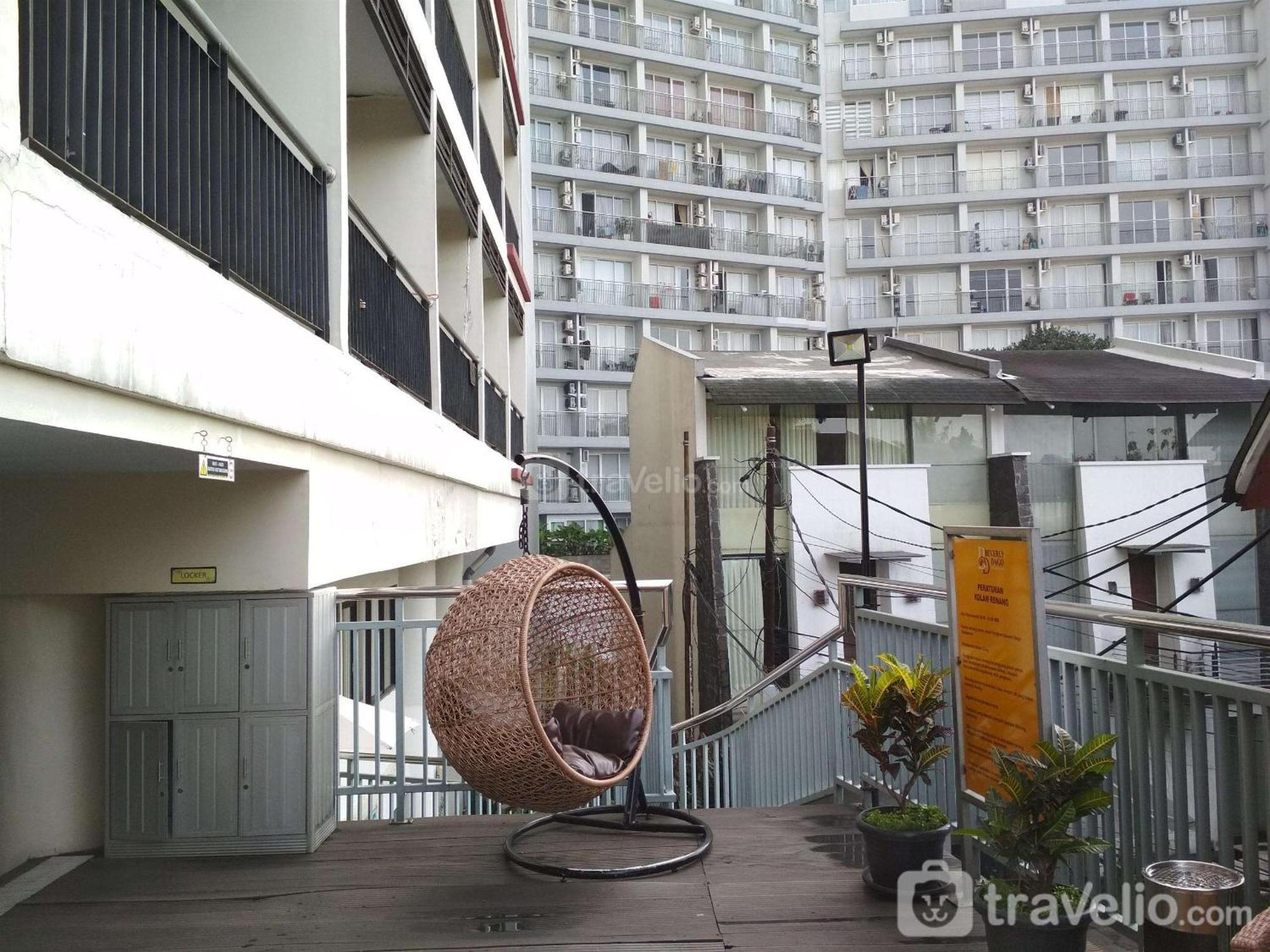 Pleasant At Beverly Dago Near Itb By Travelio Bandung