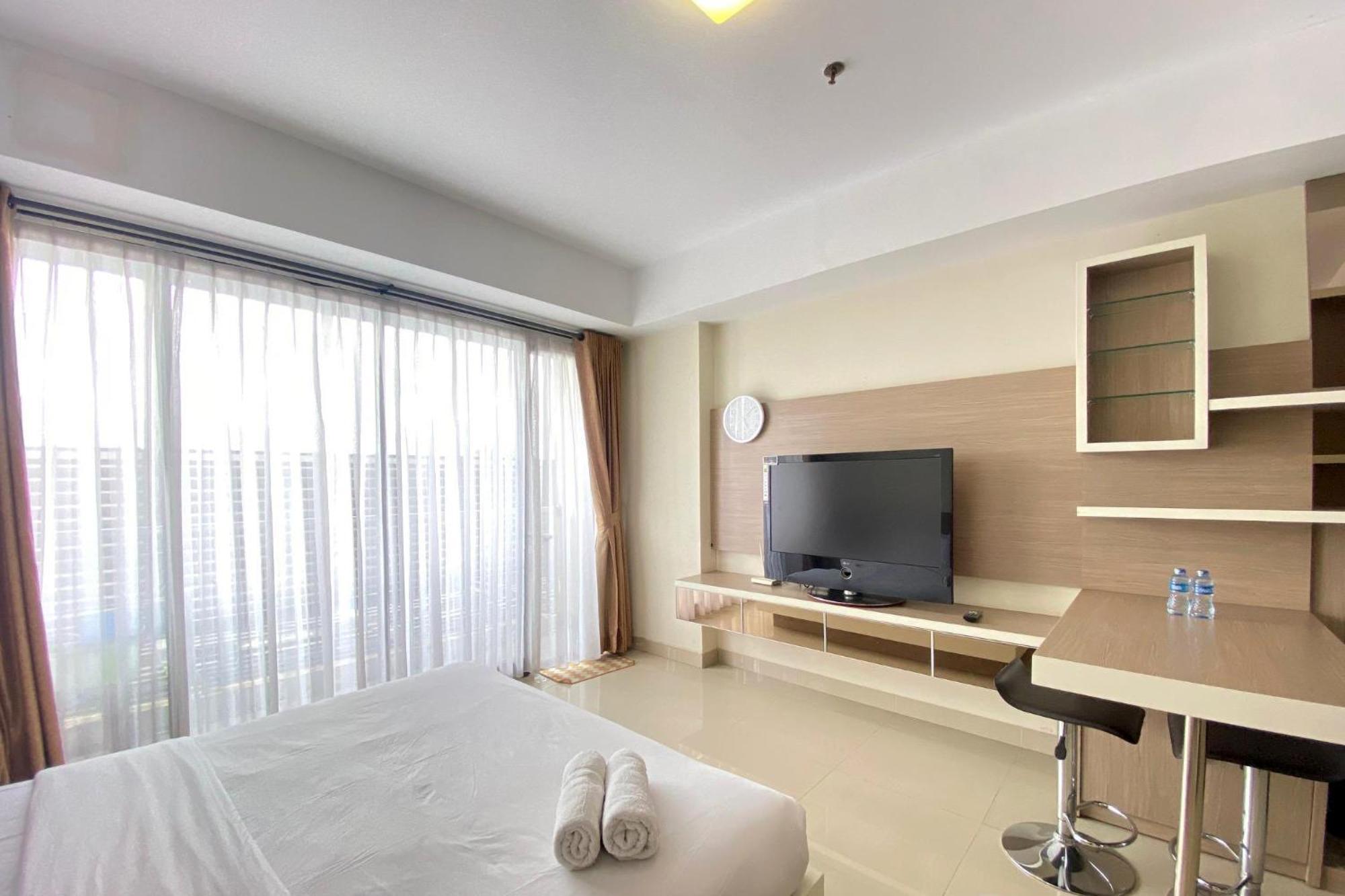 Pleasant At Beverly Dago Near Itb By Travelio Bandung