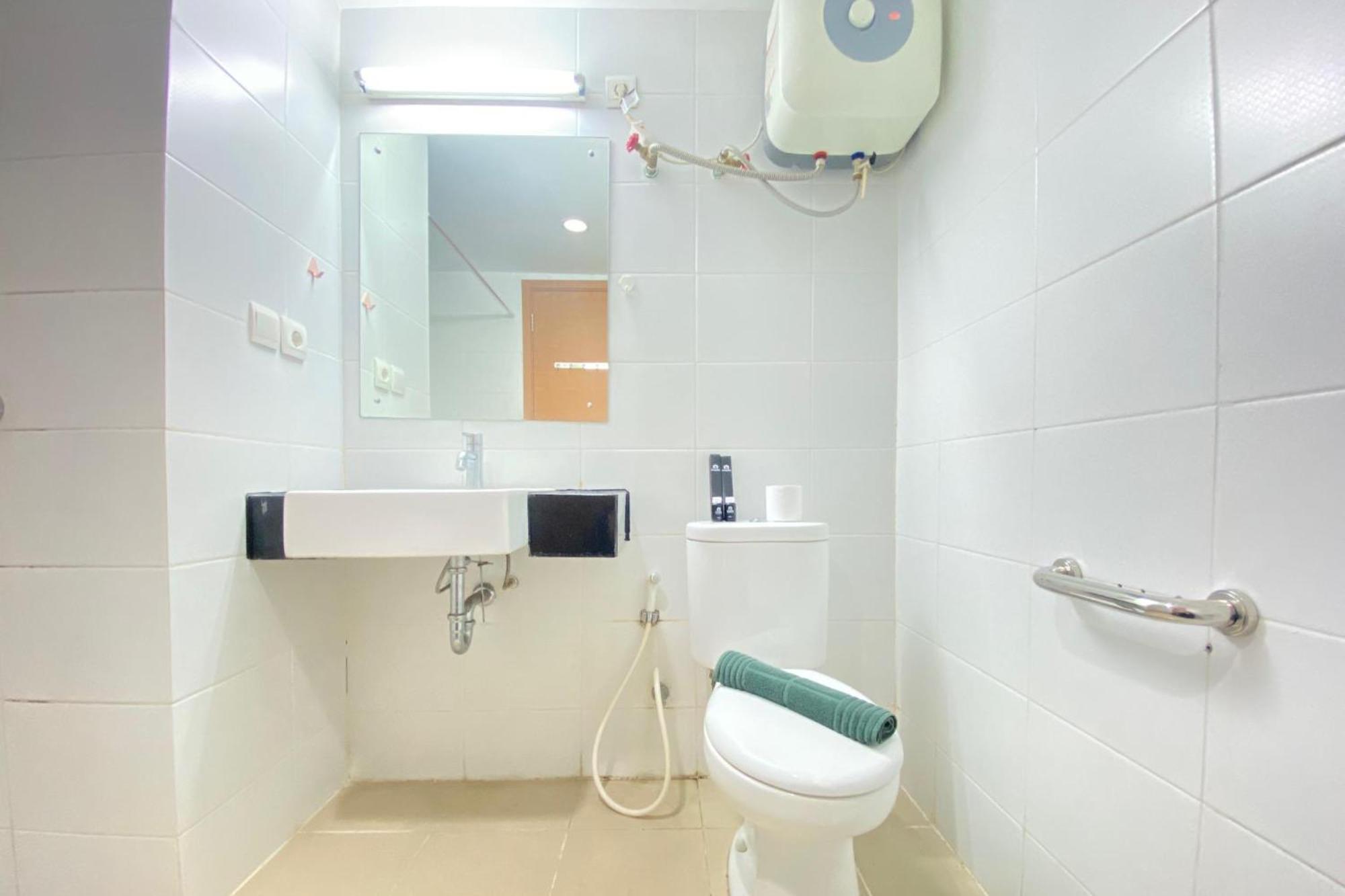 Pleasant At Beverly Dago Near Itb By Travelio Apartemen Bandung